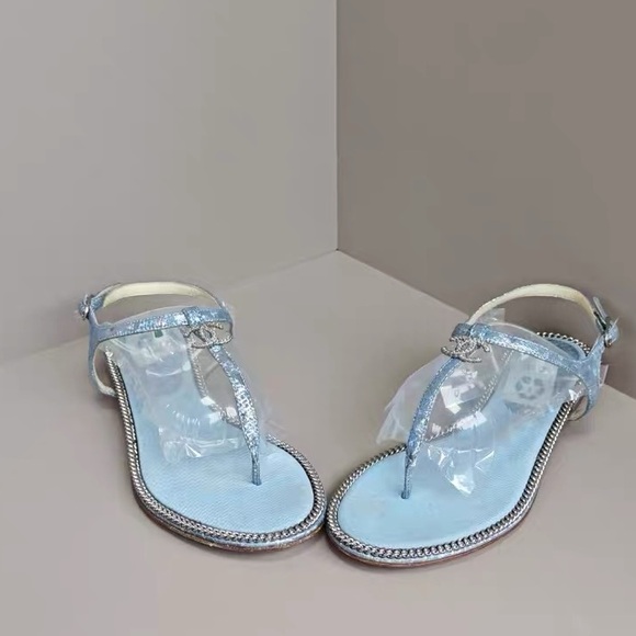 ❌sold❌🚩steal authentic CHANEL Light Blue Sandals with Silver Accents - Picture 2 of 6